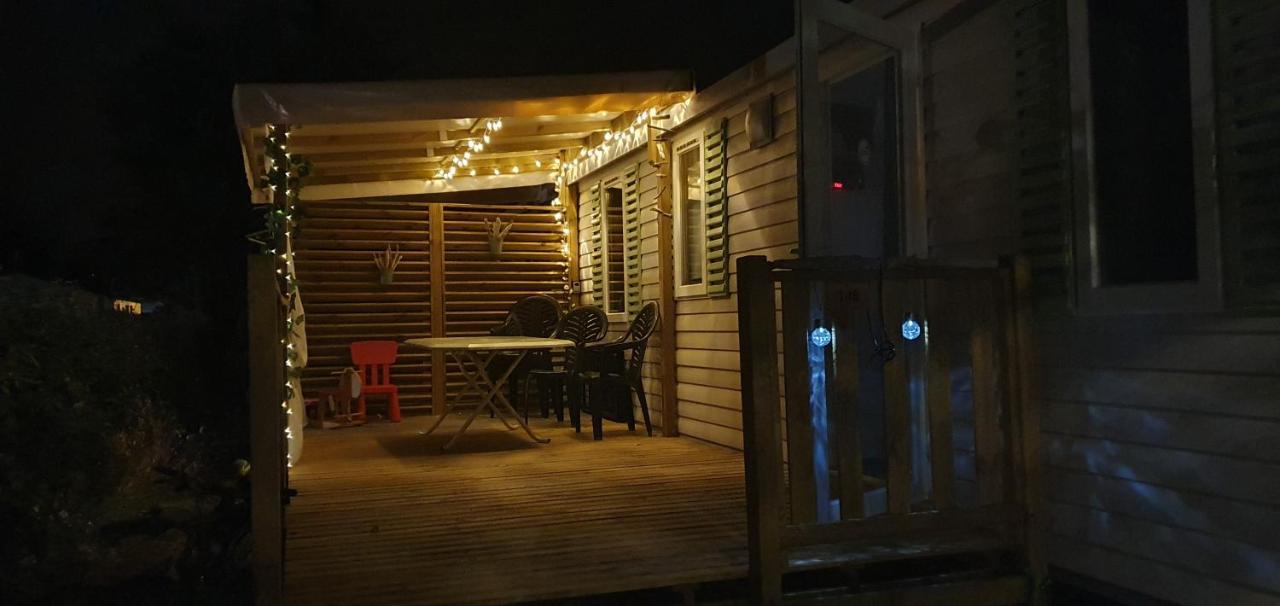 Mh148 Camping Tohapi Novela - Mobil Home 6P Climatise - ปอร์-ลา-นูแวลล์ ภายนอก รูปภาพ